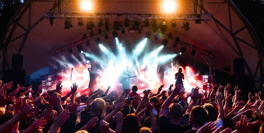 Label Management and Event Organization Processes